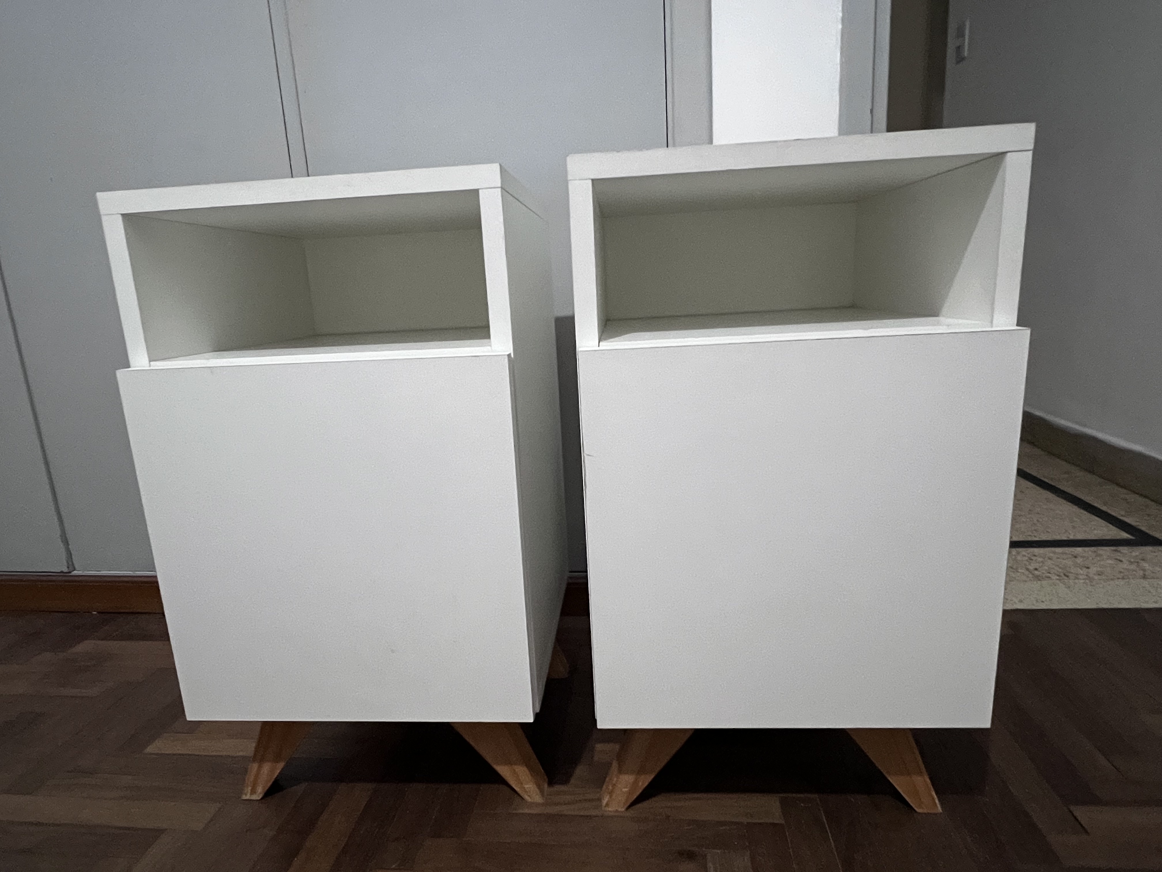 Mesa de luz x 2